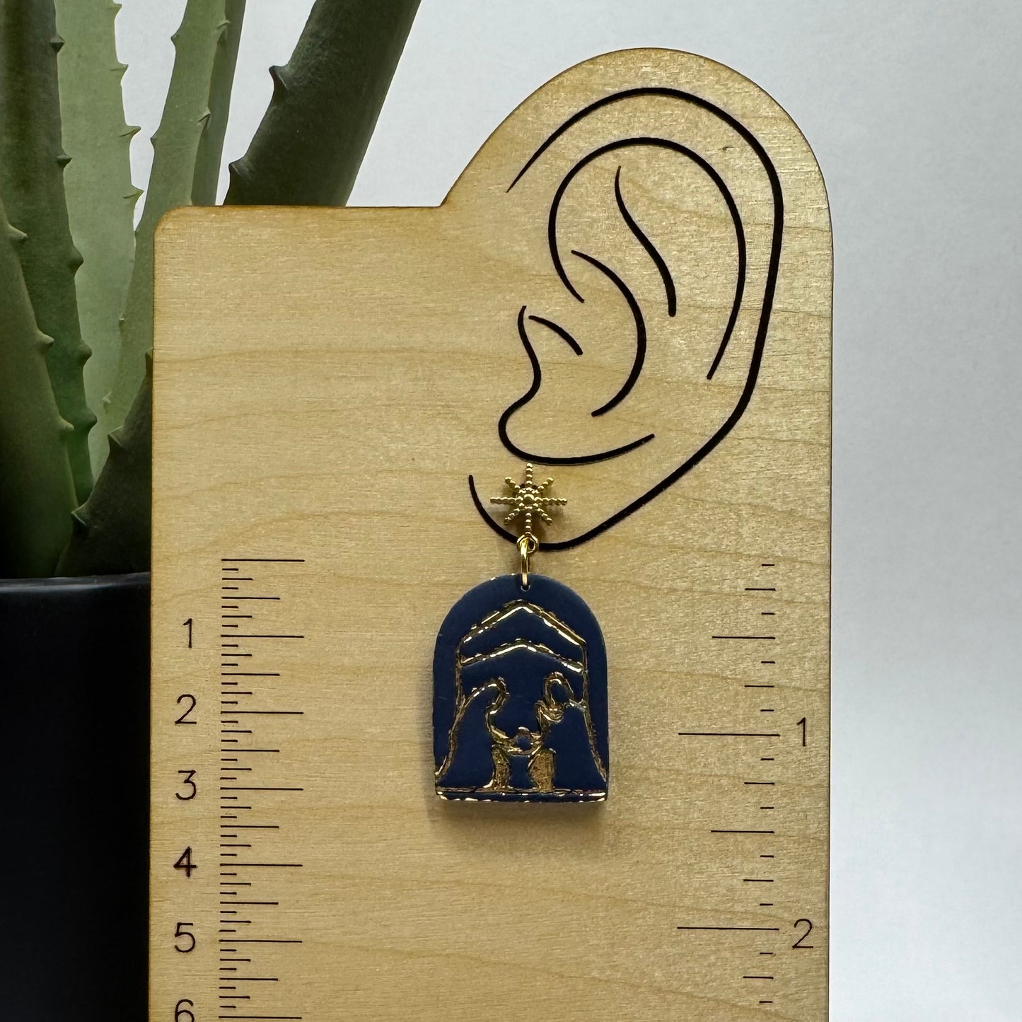 Nativity Scene Post Earrings