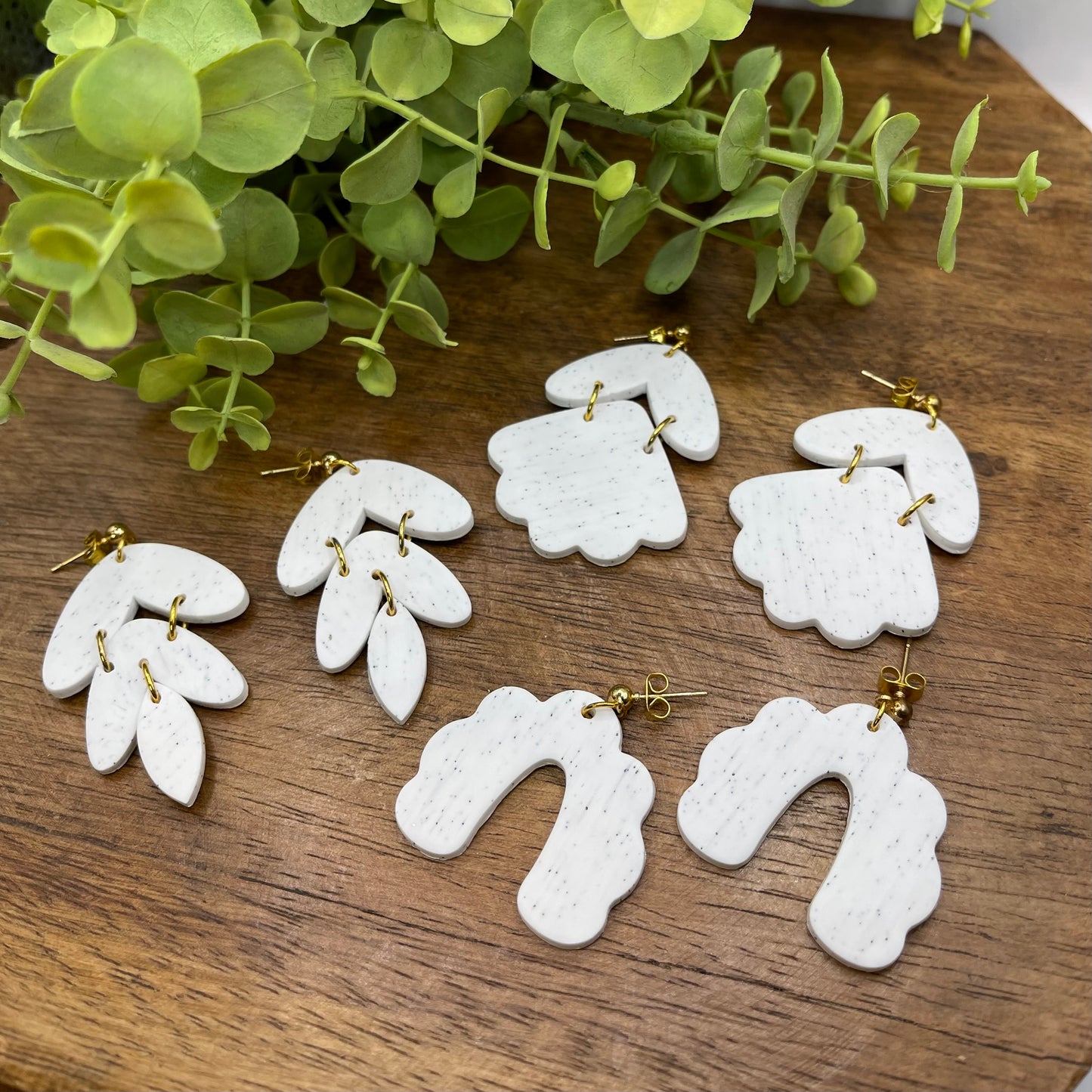 White Scalloped Arch Dangle Post Earrings