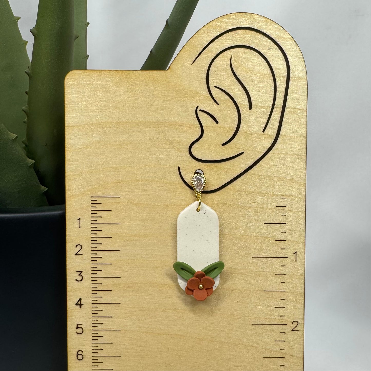 Fall Floral Dangle Post (White)