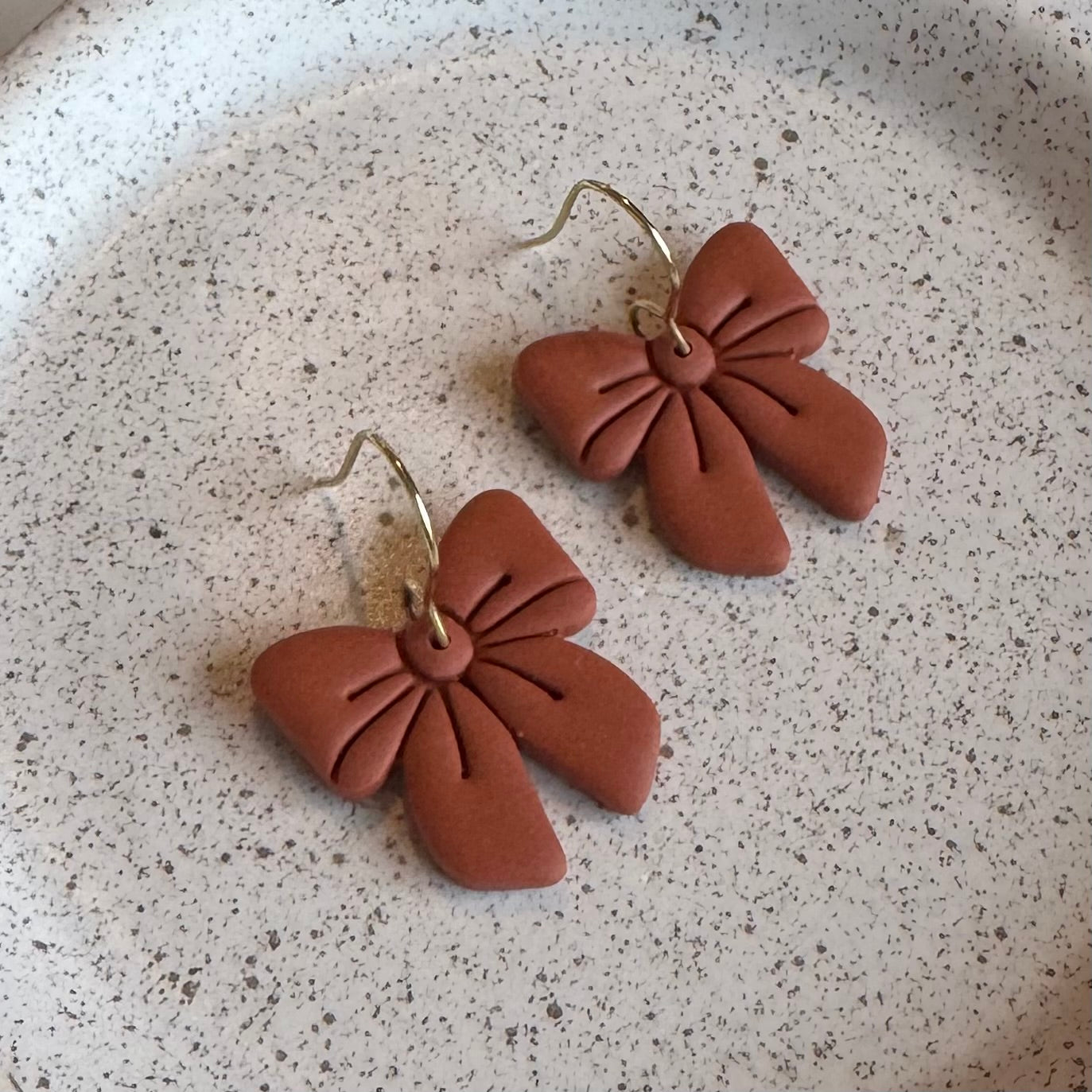 Bow Fishhook Earrings (rust)