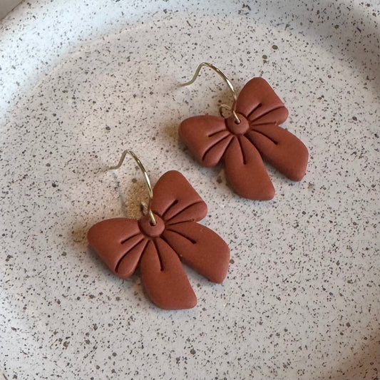 Bow Fishhook Earrings (rust)