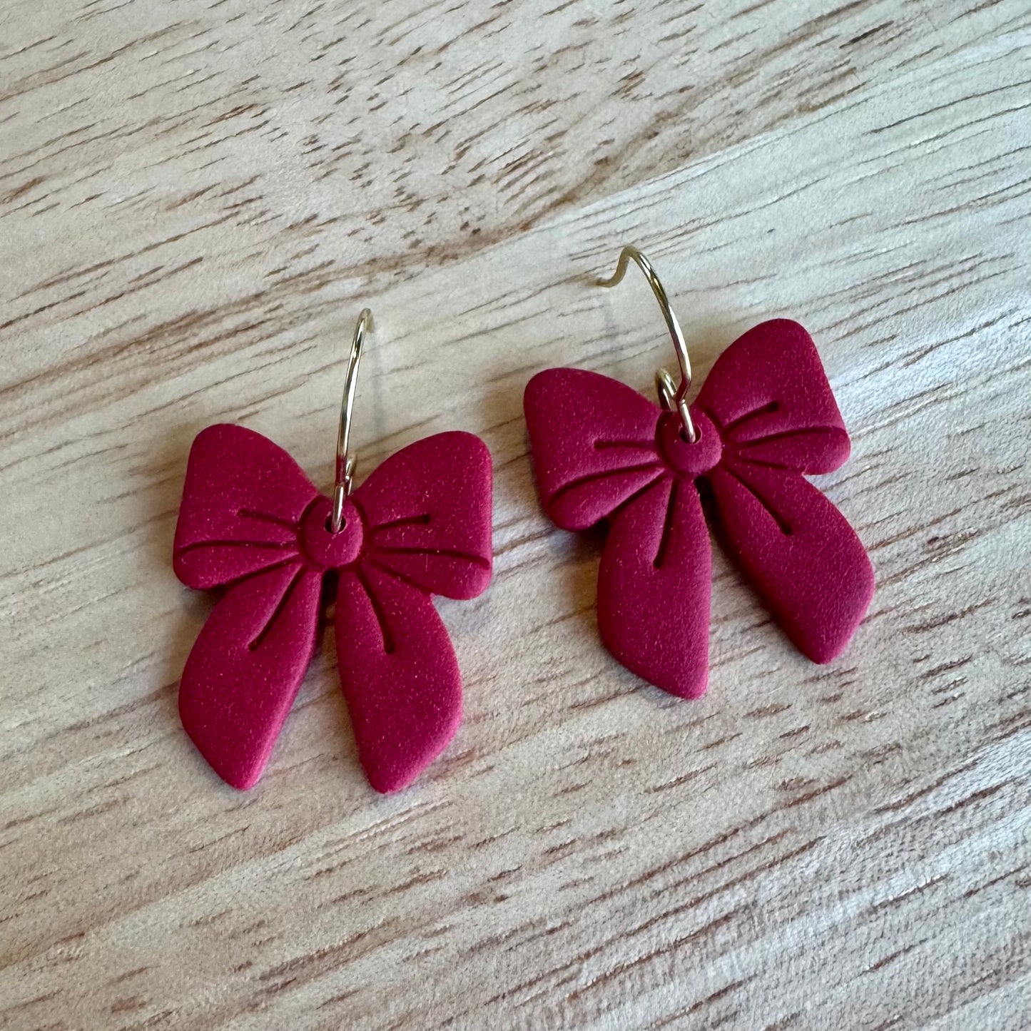 Bow Fishhook Earrings (red)