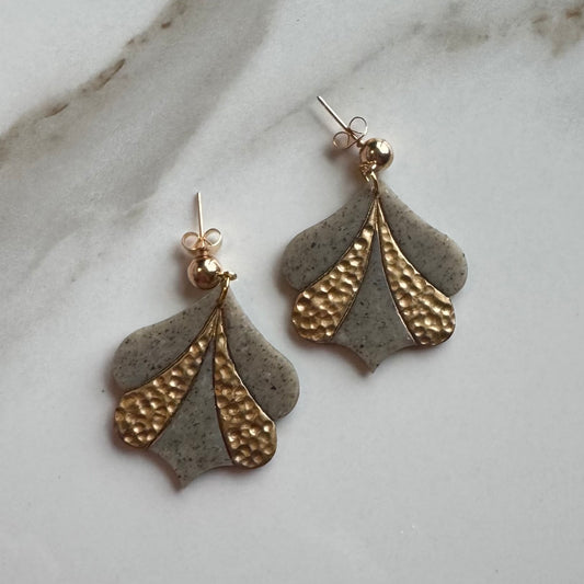 Art Deco Gray Faux Hammered Gold Post Earrings