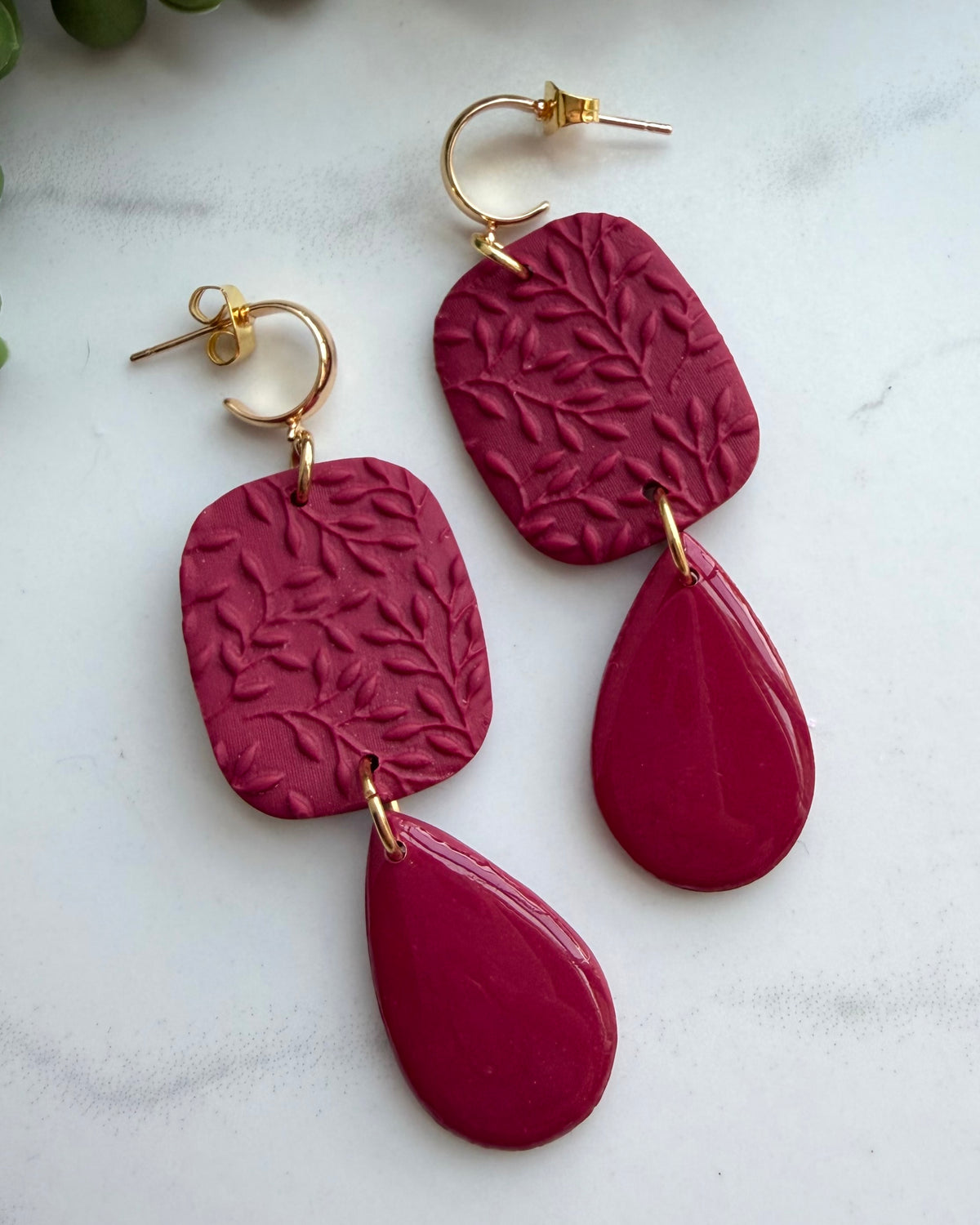 Textured Drop Earrings (cranberry)