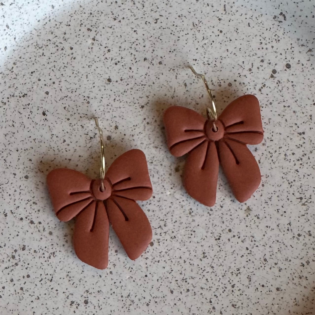 Bow Fishhook Earrings (rust)