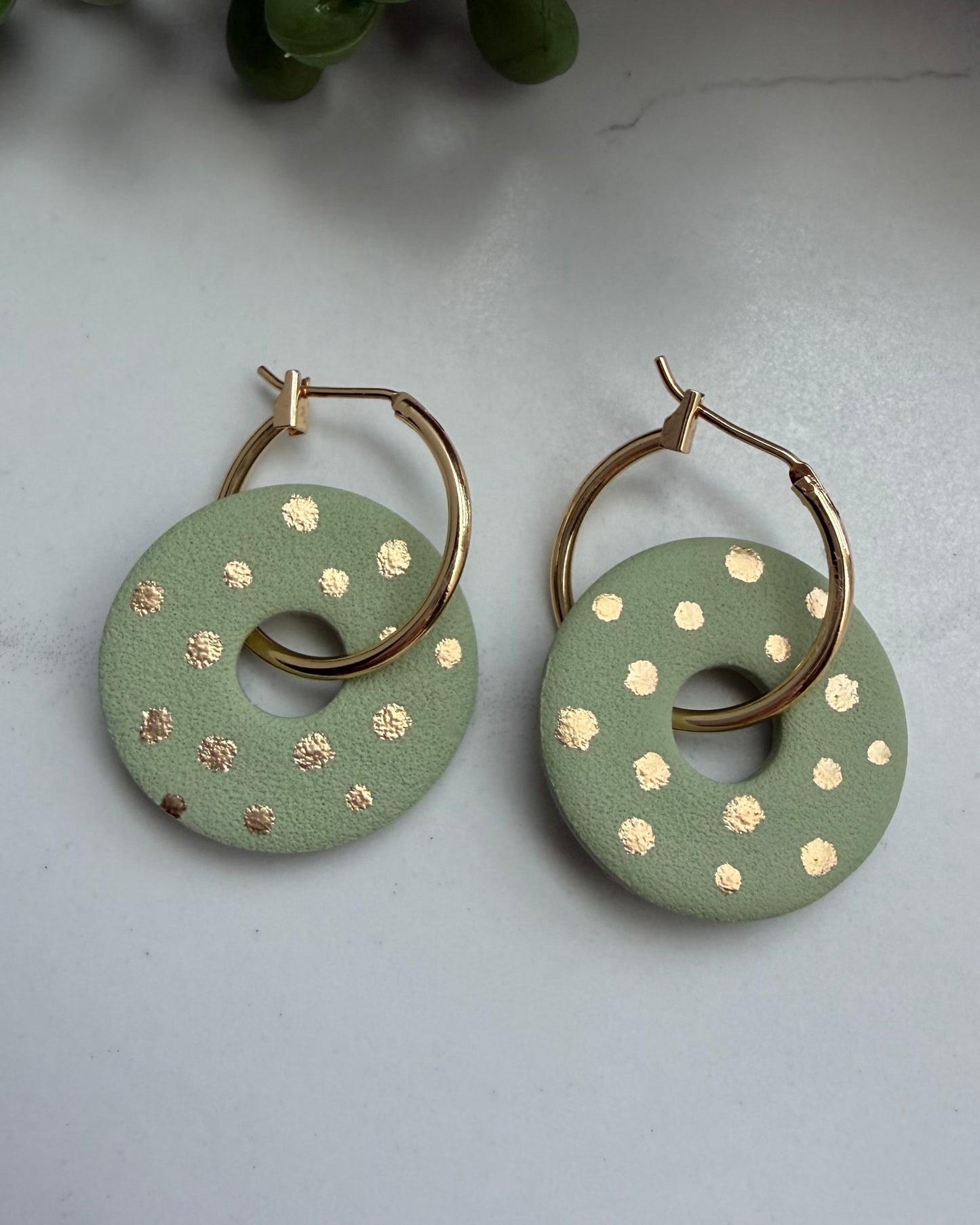 Modern Minimalist Open Circle Hoop Earrings (sage)