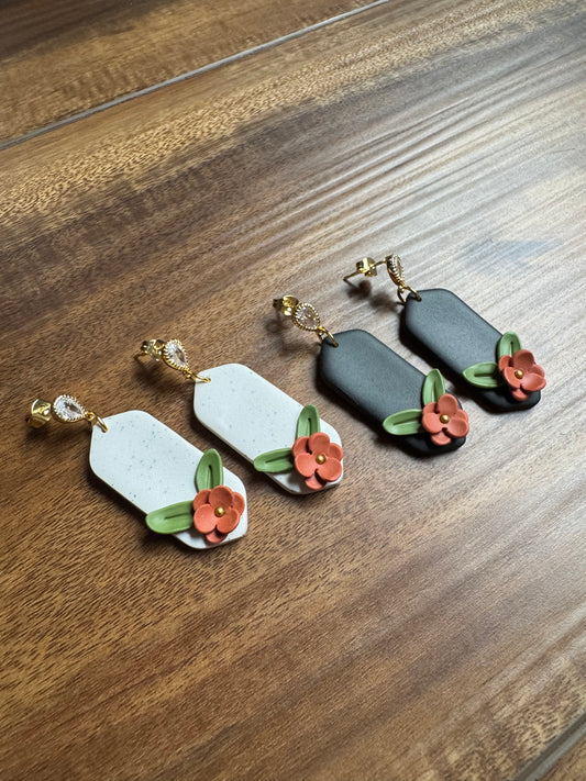 Fall Floral Dangle Post (Black)