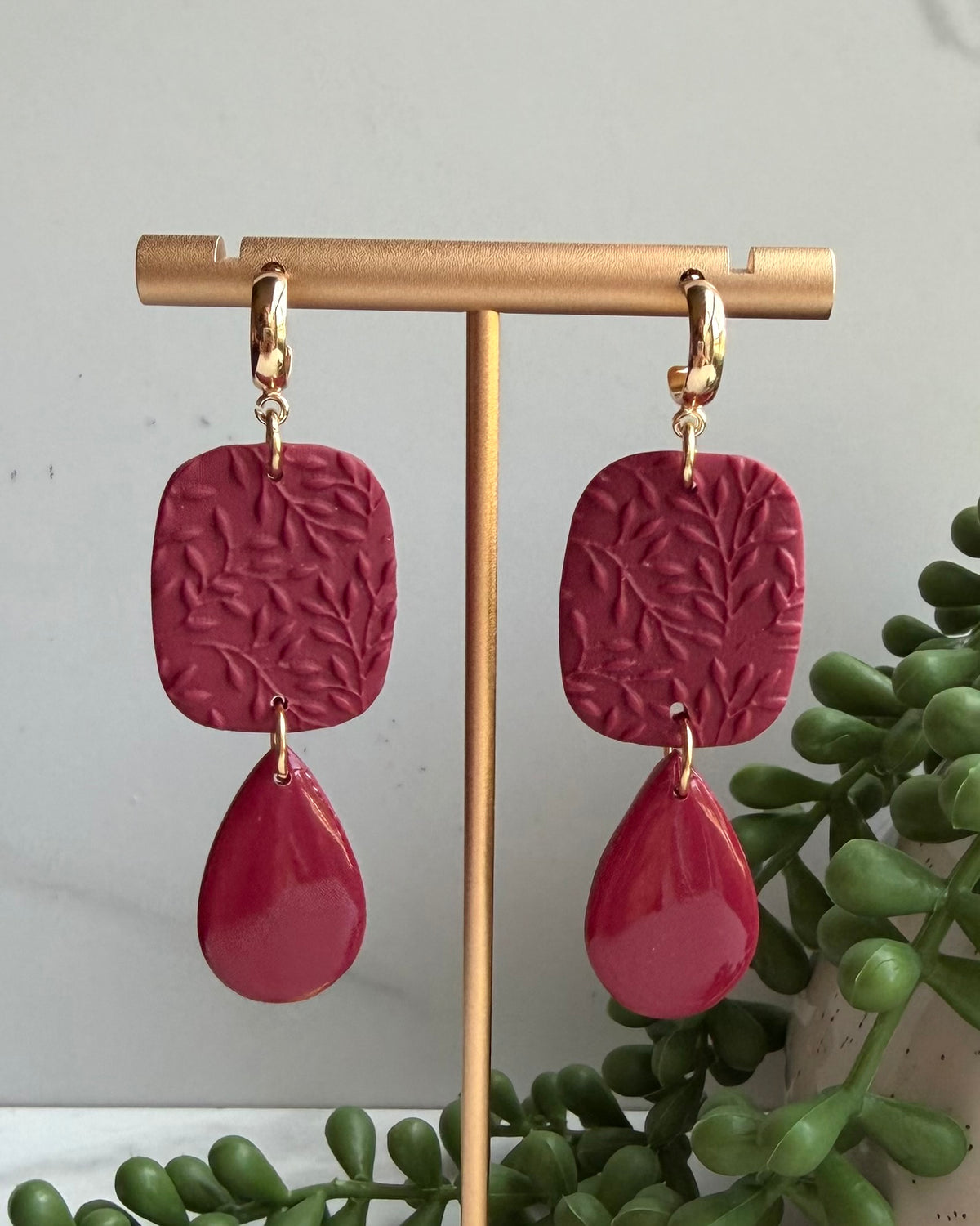 Textured Drop Earrings (cranberry)