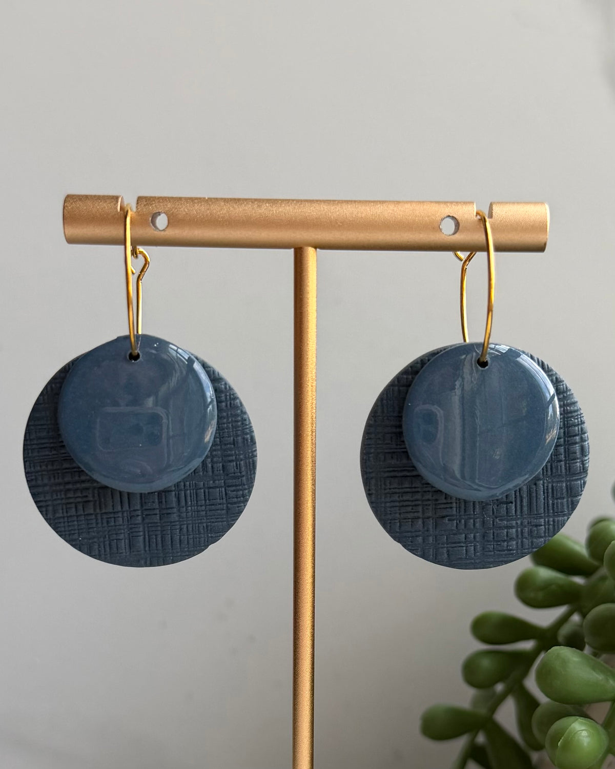 Layered Circle Hoops (navy)