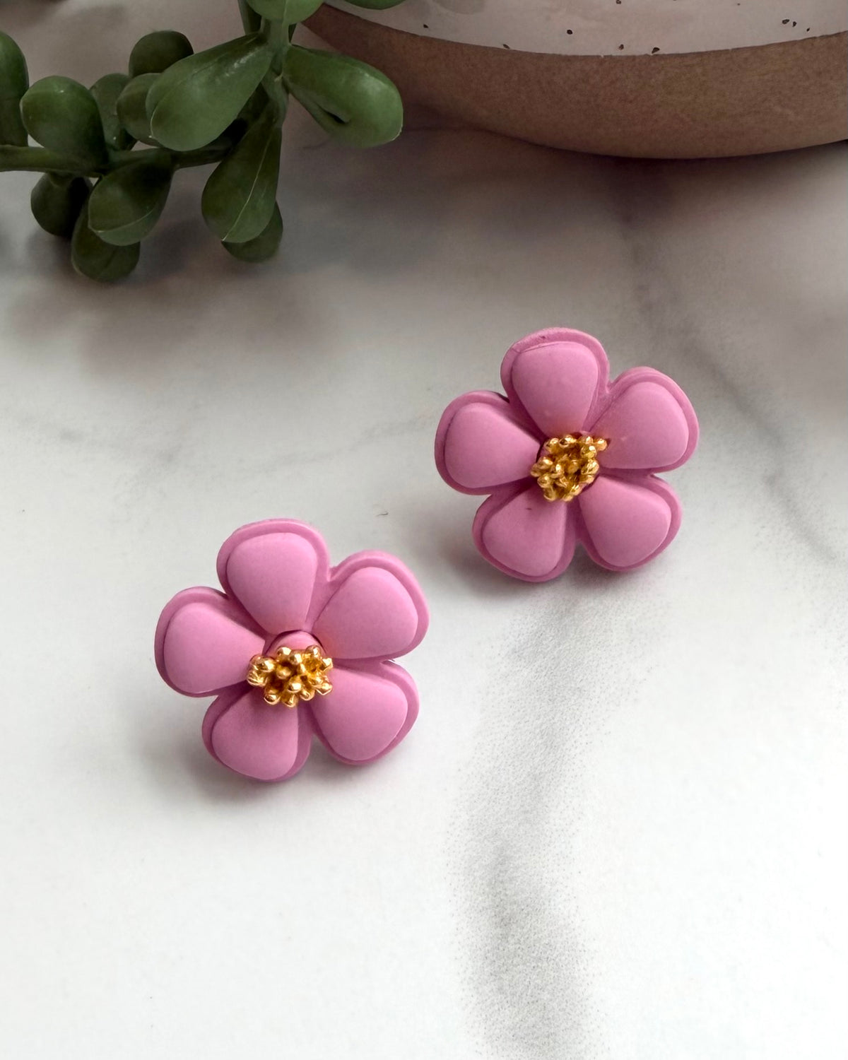 Bloom Petal Earrings (pink)
