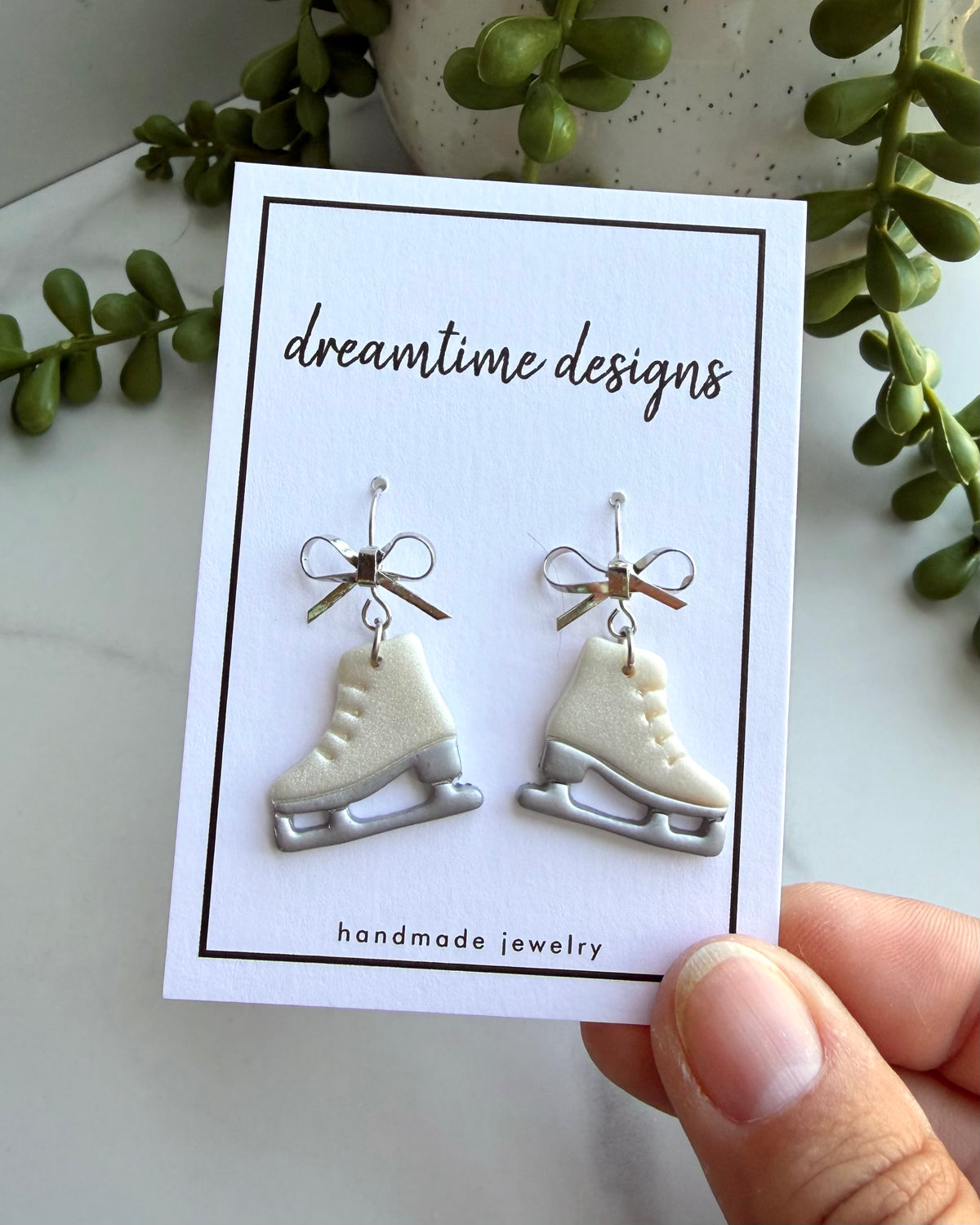 Ice Skate Bow Earrings (silver)