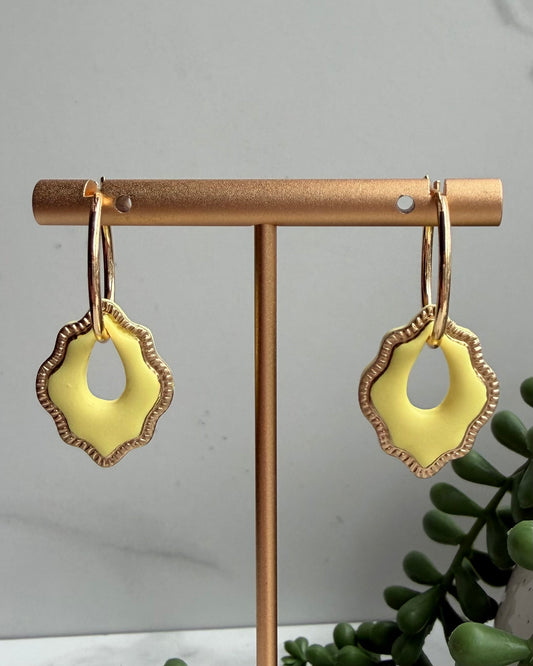 Teardrop Frame Hoop Earrings (yellow)