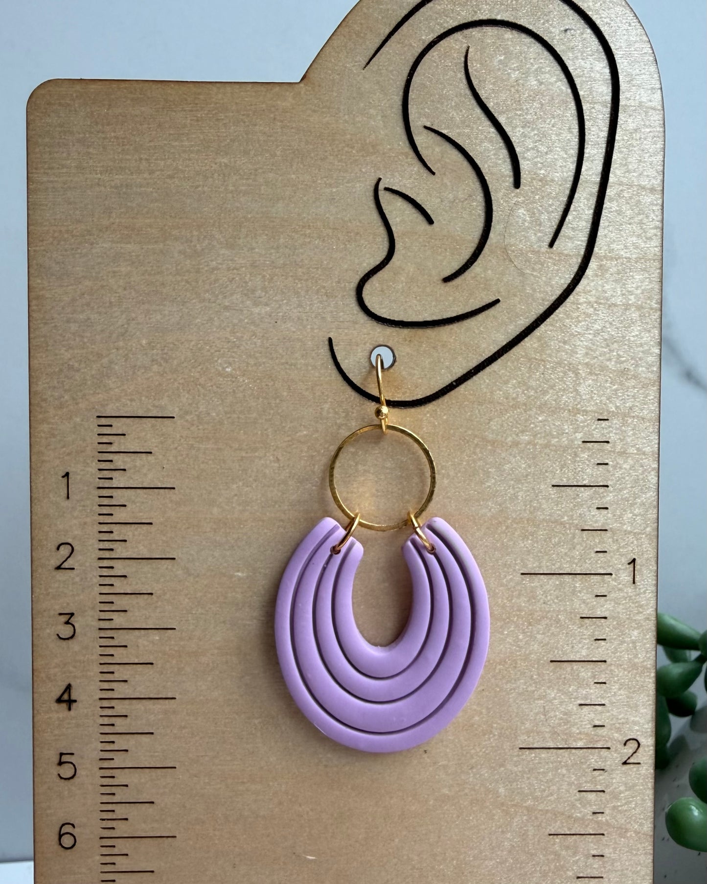 Scallop Dangle Earrings (purple)