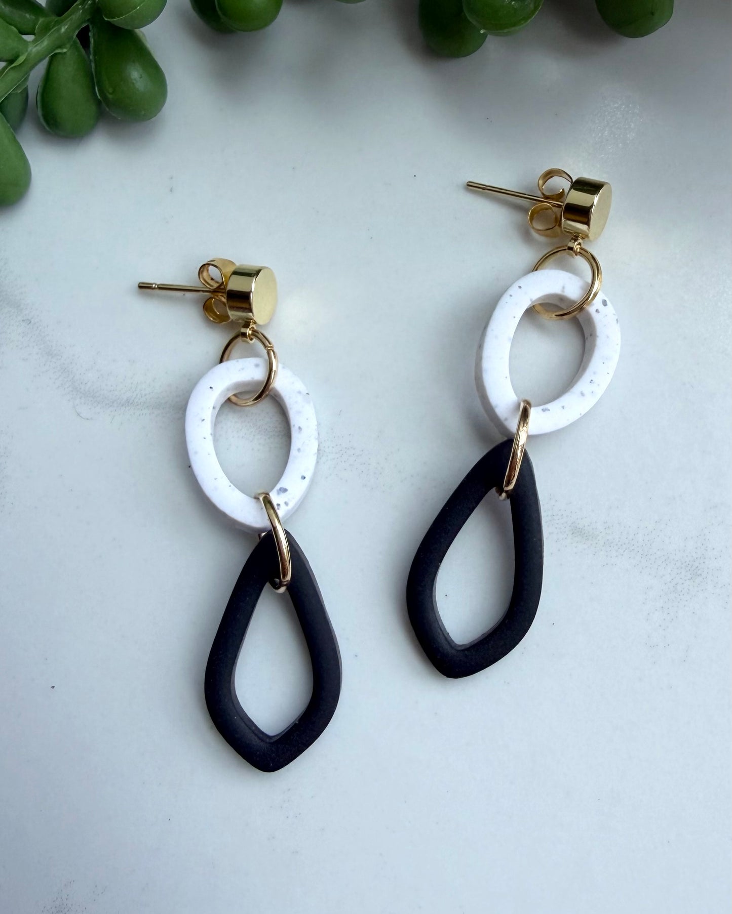 Modern Neutral Geometric Dangle Earrings (black & white)