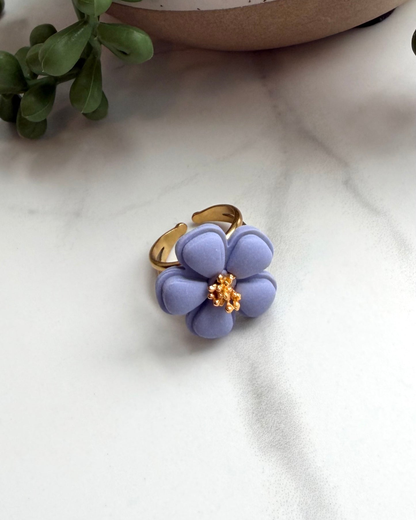 Bloom Petal Ring (lavender)